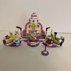 Lego Friends set #41393. Baking Competition. 361 pieces. Mostly complete.